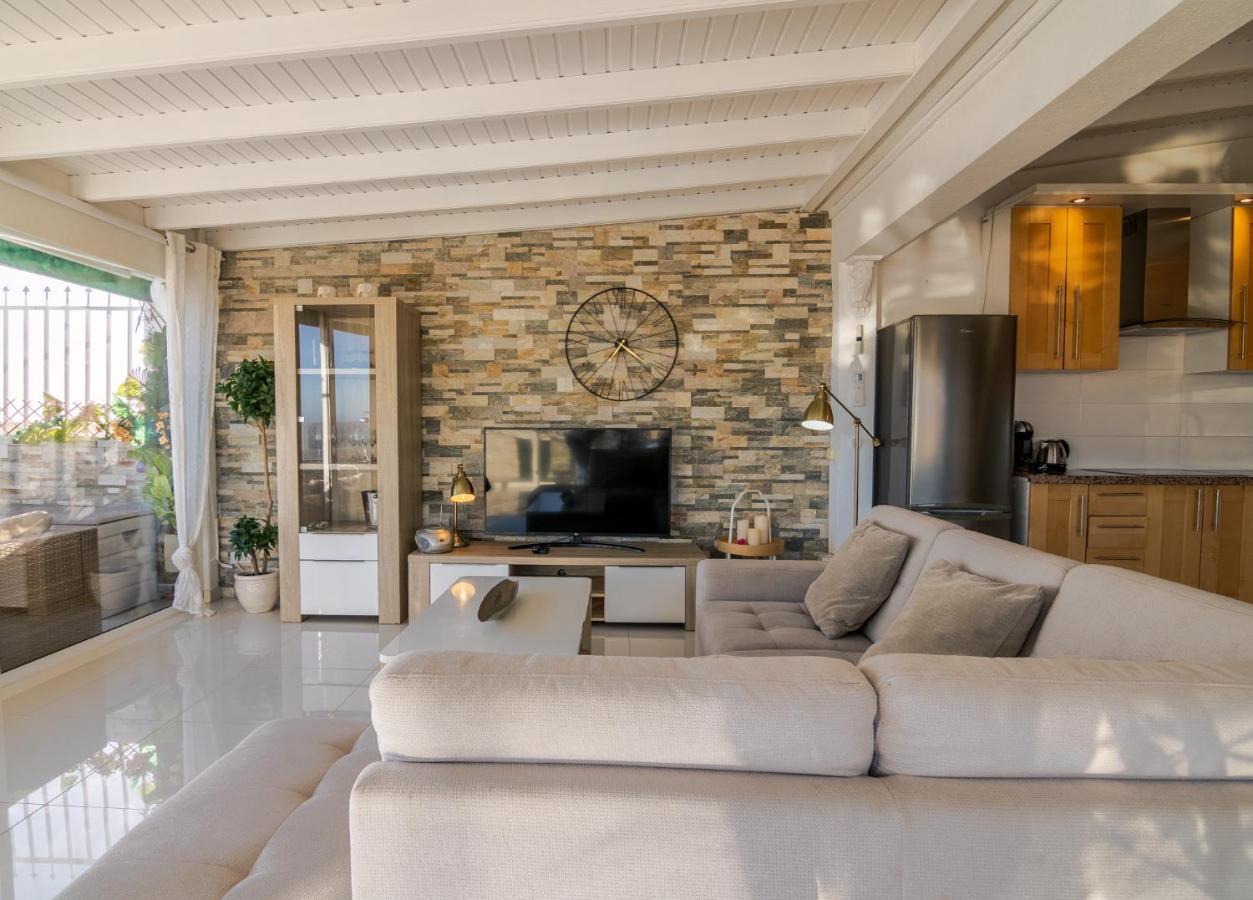 Penthouse Of Views Los Cristianos Лос Кристианос Экстерьер фото