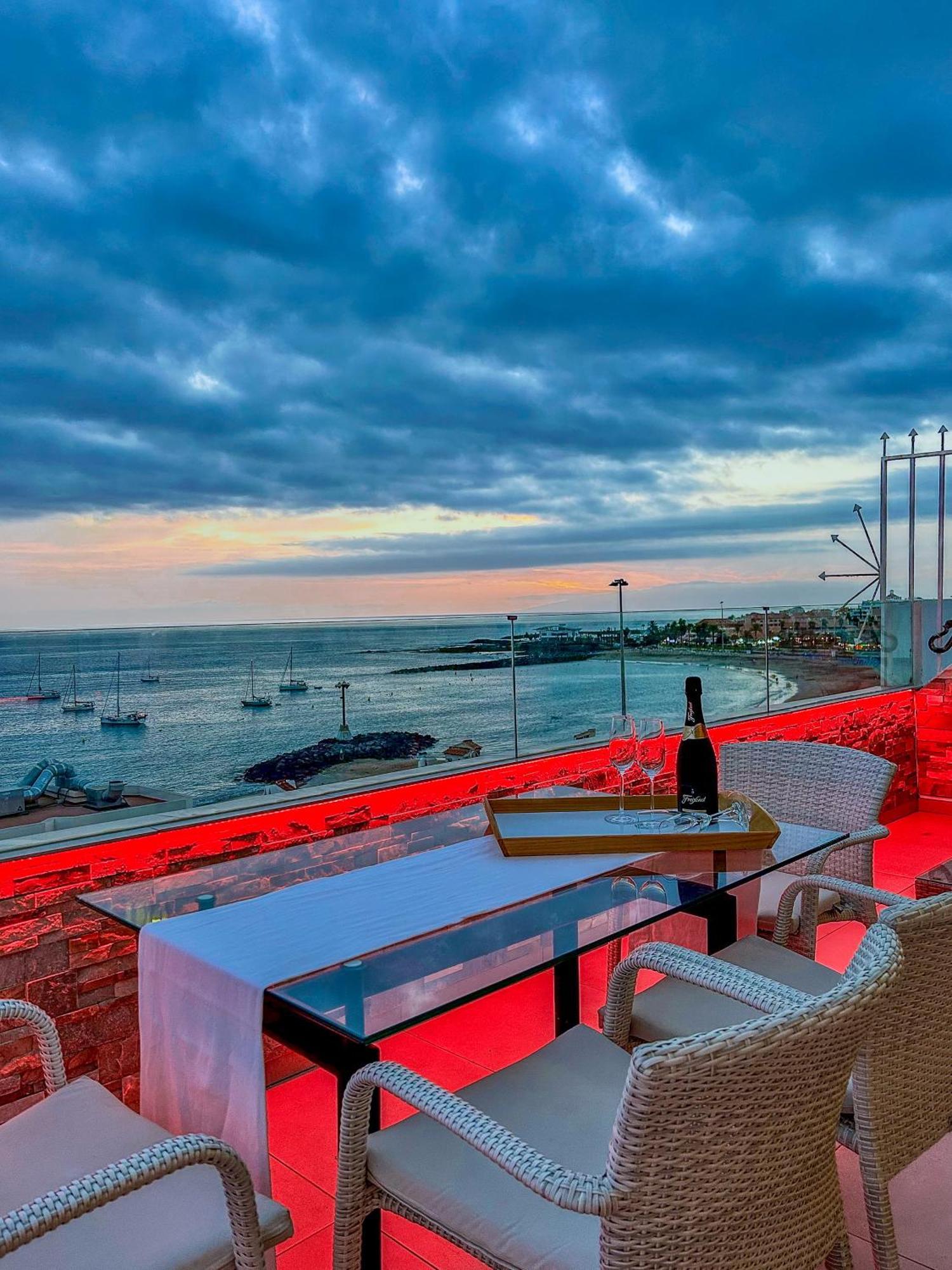 Penthouse Of Views Los Cristianos Лос Кристианос Экстерьер фото